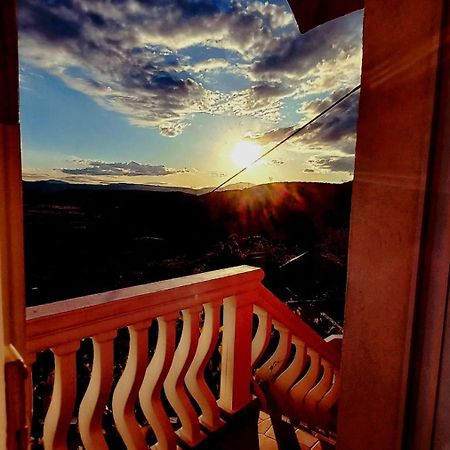 Woodstone Apartman Подгориця Екстер'єр фото
